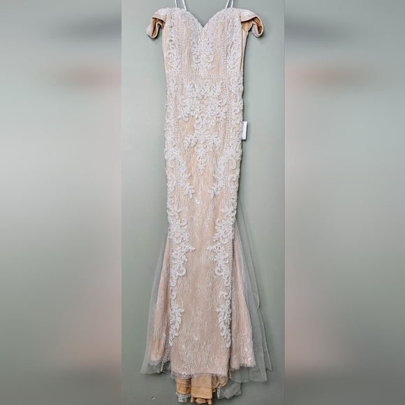 Lulus Promised Love White Beaded Lace Off-Shoulder Mermaid Wedding Dress, Size 4 - Picture 8 of 16